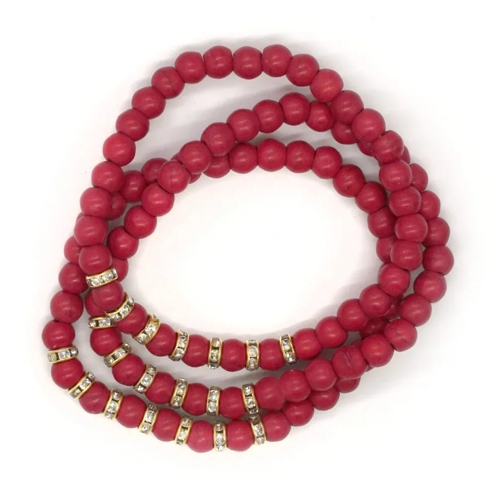 Bracelet with 3 strands red beads and rhinestones, OS - Picture 3 of 3
